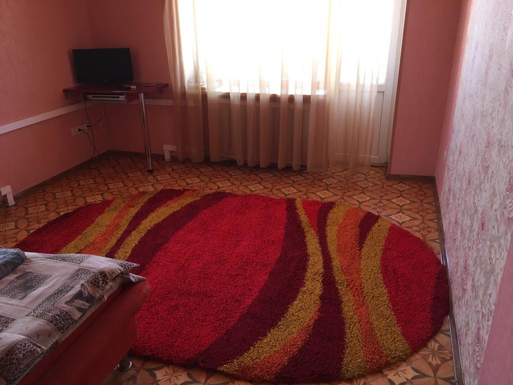 Denta Apartment Very Center. Kherson Extérieur photo