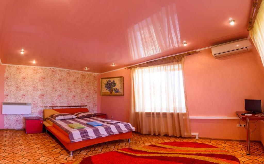 Denta Apartment Very Center. Kherson Extérieur photo